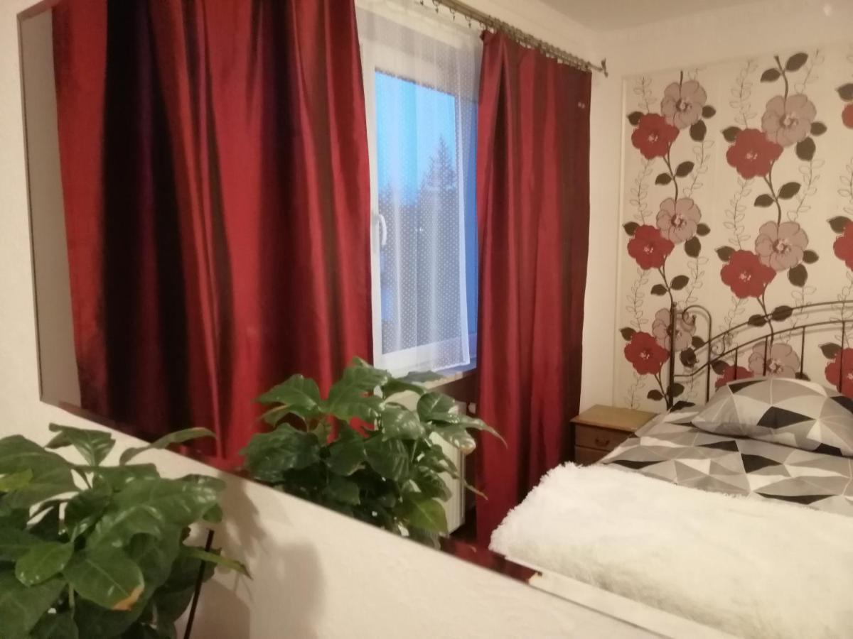 Ewa Dom Hotel Varsó Kültér fotó